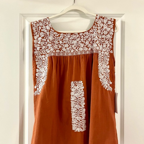 J Marie Orange Embroidered Edge Top Size M - Picture 3 of 5
